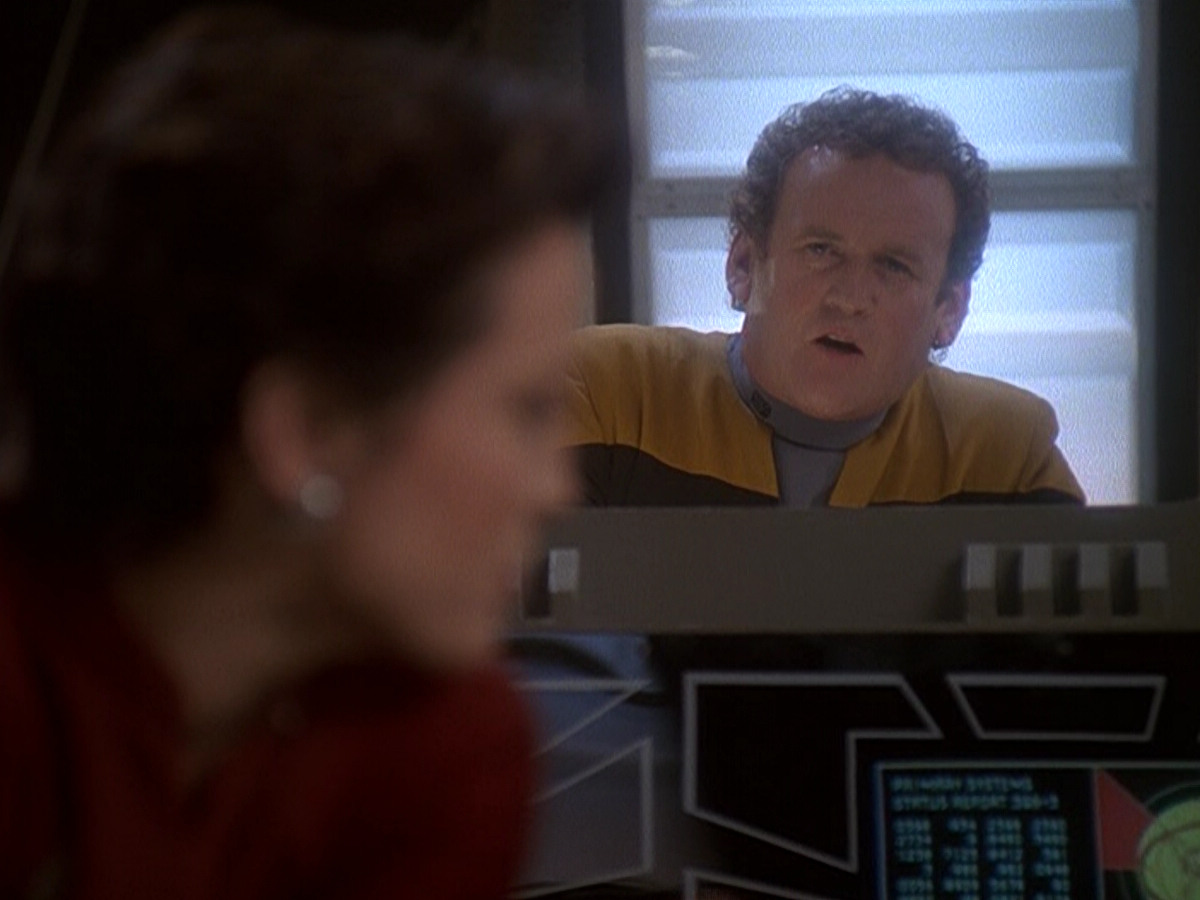 extant_StarTrek_DS9_5x01-ApocalypseRising_00166.jpg