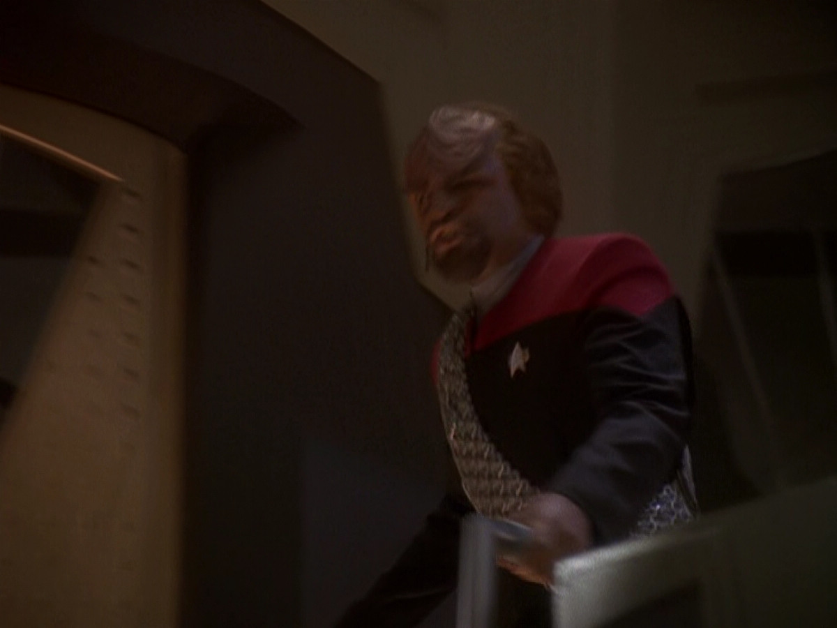 extant_StarTrek_DS9_5x01-ApocalypseRising_00171.jpg