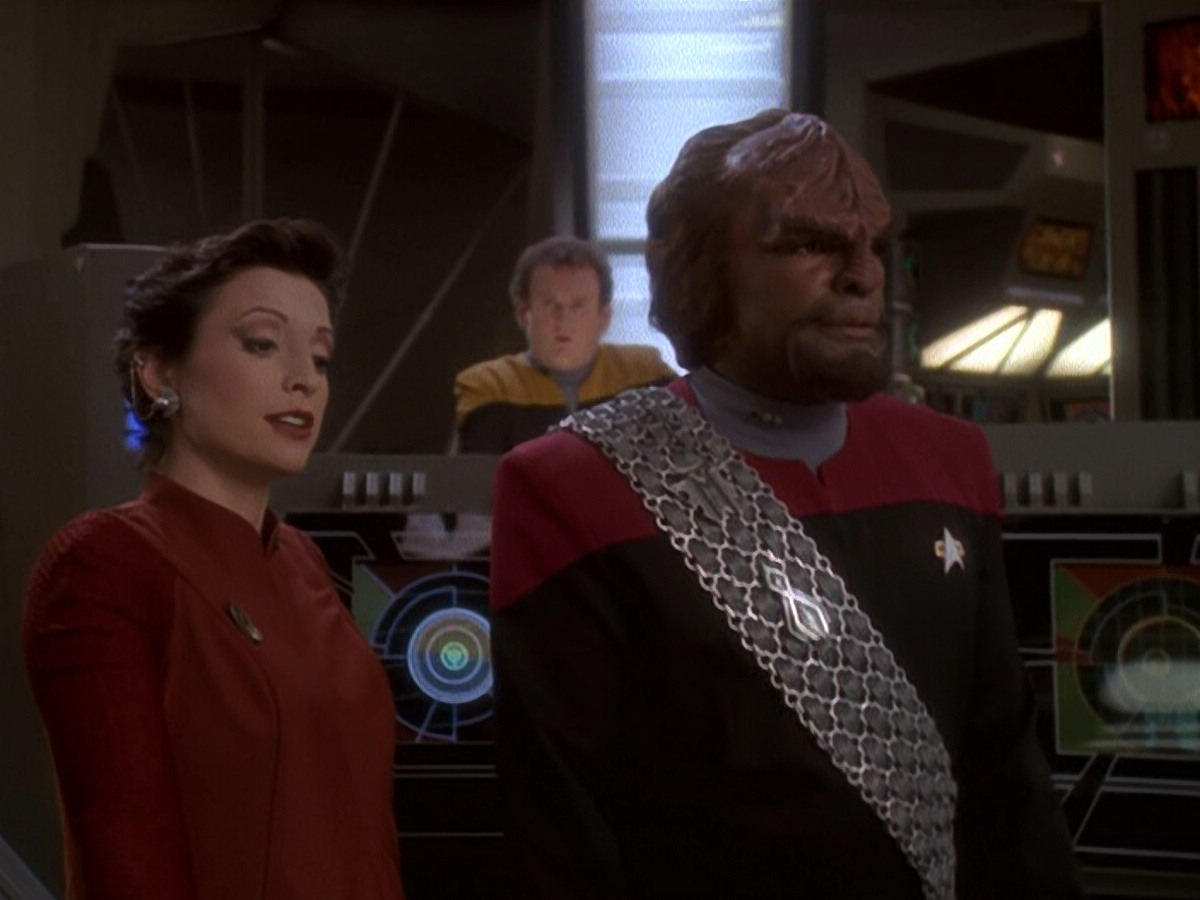 extant_StarTrek_DS9_5x01-ApocalypseRising_00177.jpg