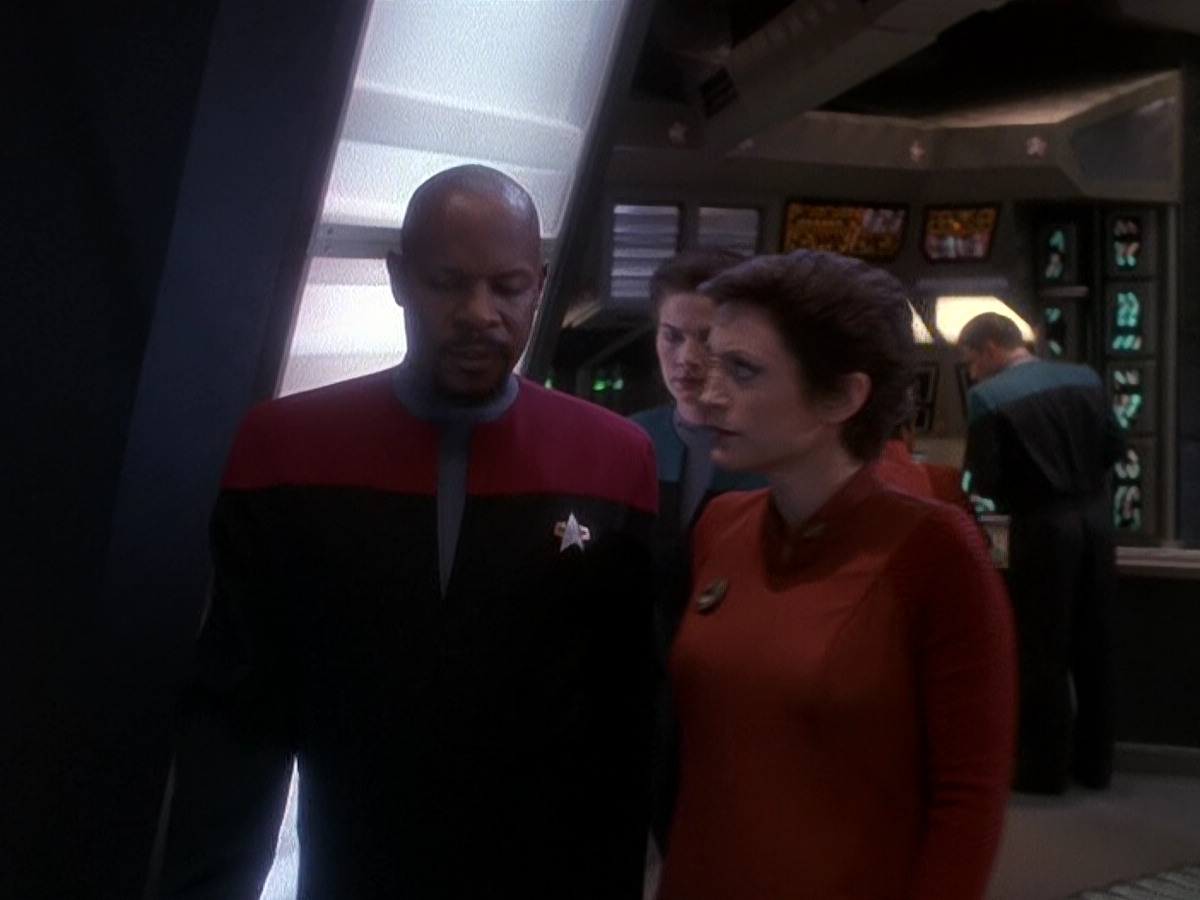 extant_StarTrek_DS9_5x01-ApocalypseRising_00294.jpg