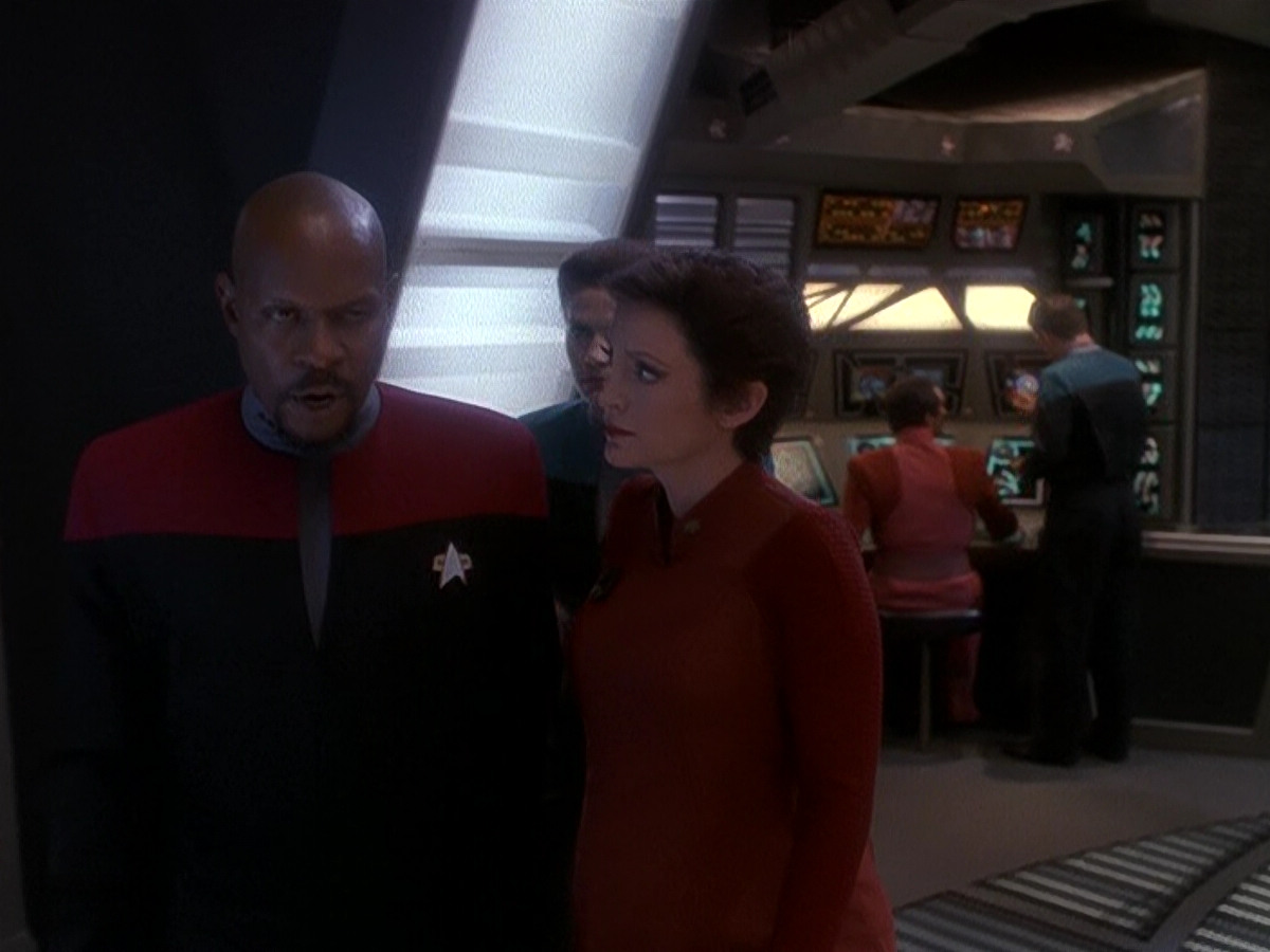 extant_StarTrek_DS9_5x01-ApocalypseRising_00295.jpg