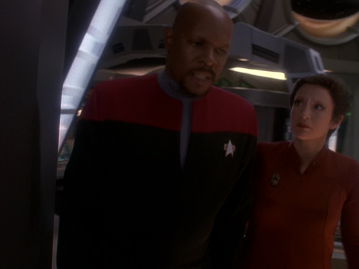 extant_StarTrek_DS9_5x01-ApocalypseRising_00298.jpg