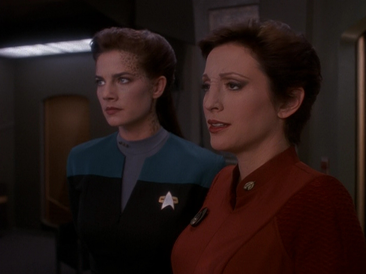 extant_StarTrek_DS9_5x01-ApocalypseRising_00331.jpg