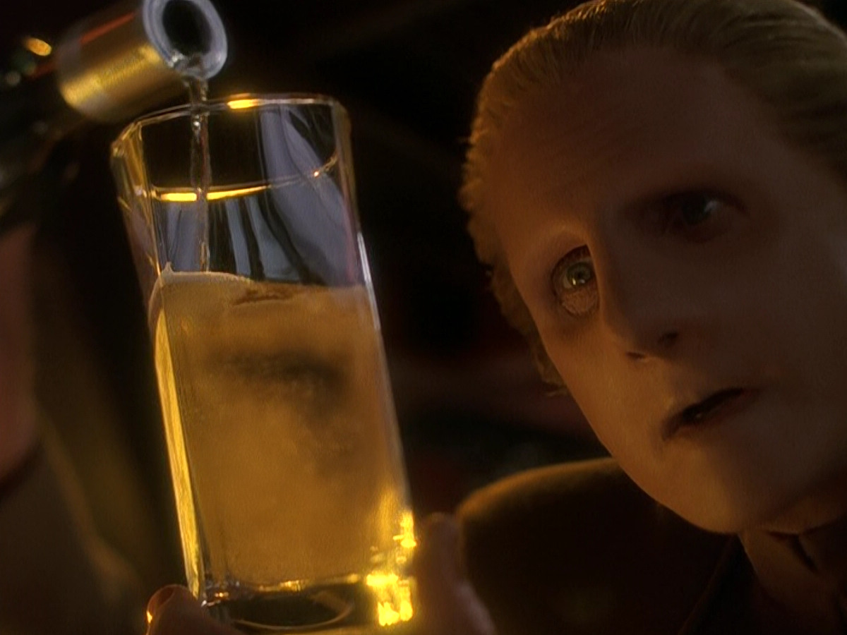 extant_StarTrek_DS9_5x01-ApocalypseRising_00628.jpg
