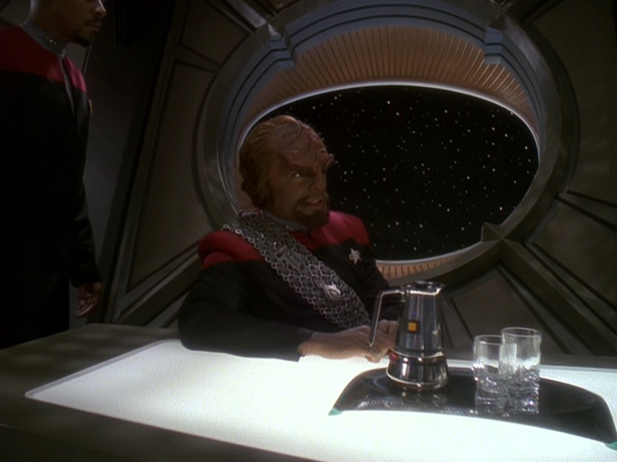extant_StarTrek_DS9_5x01-ApocalypseRising_00800.jpg