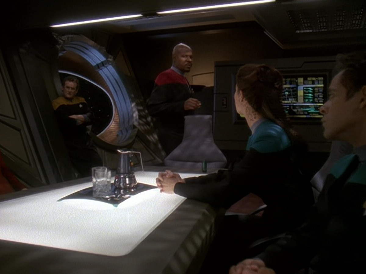 extant_StarTrek_DS9_5x01-ApocalypseRising_00820.jpg