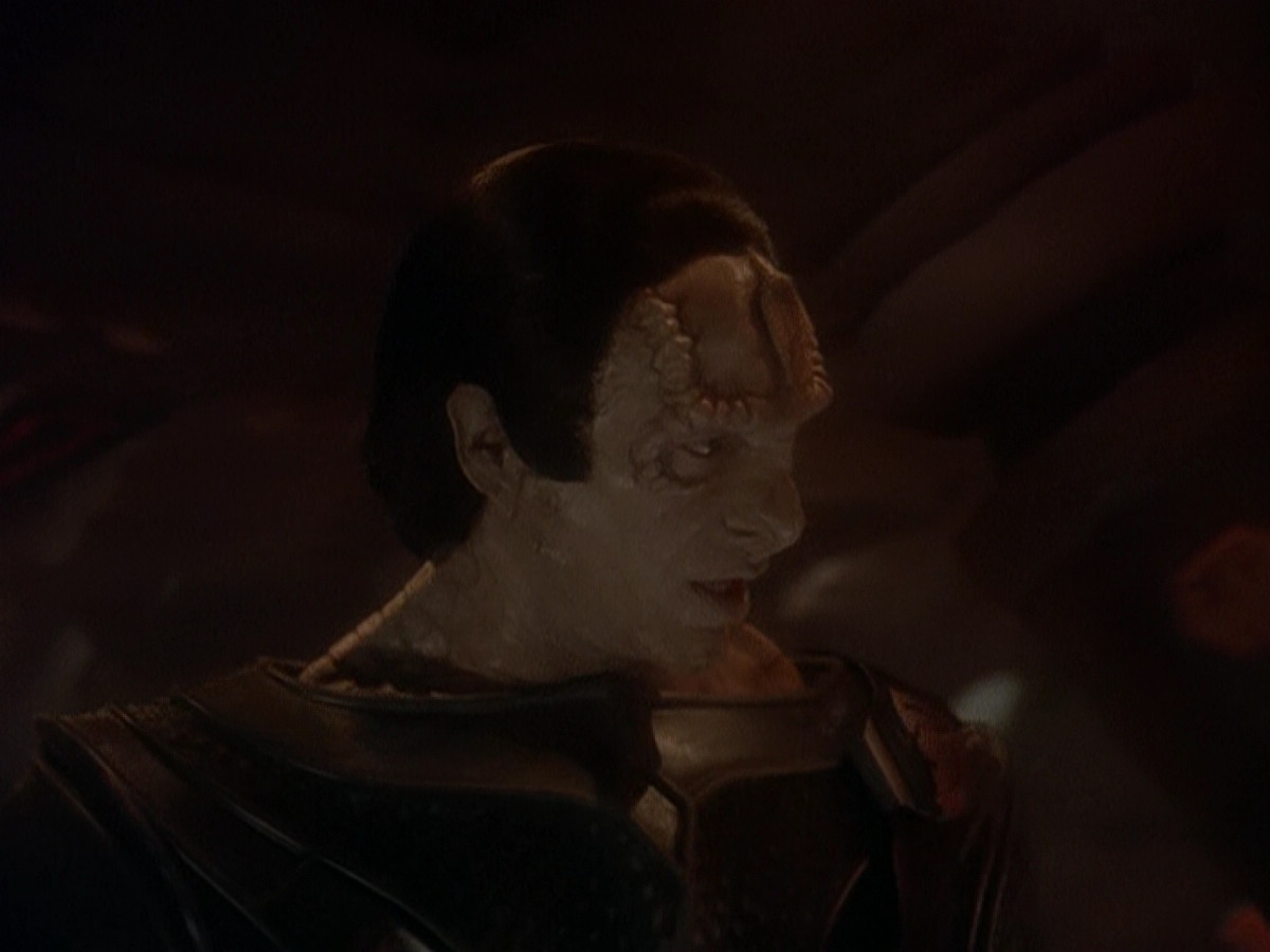 extant_StarTrek_DS9_5x01-ApocalypseRising_01219.jpg