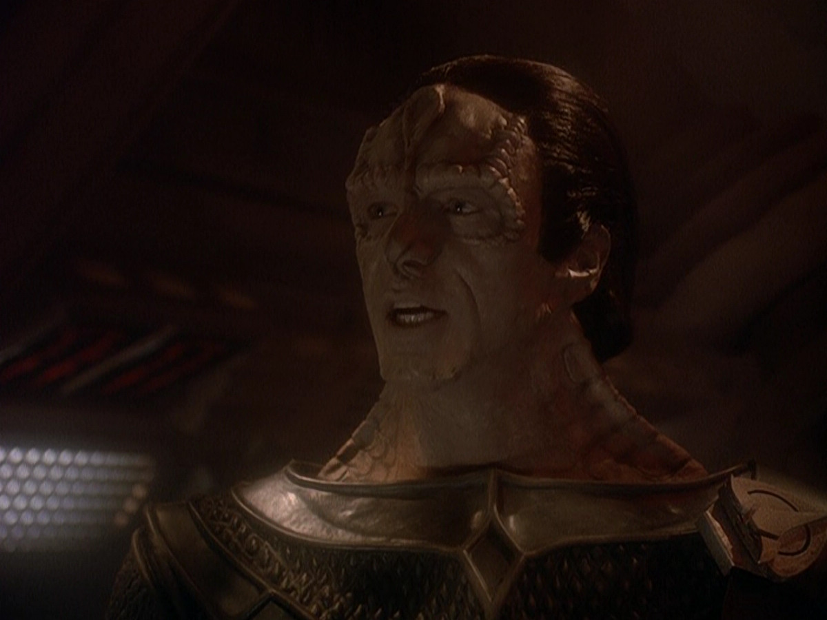 extant_StarTrek_DS9_5x01-ApocalypseRising_01236.jpg