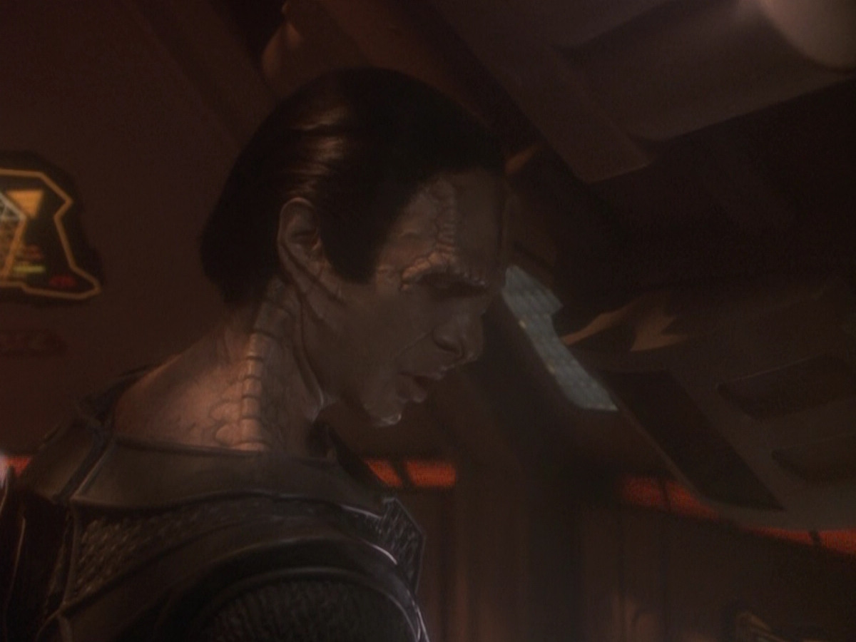extant_StarTrek_DS9_5x01-ApocalypseRising_01708.jpg