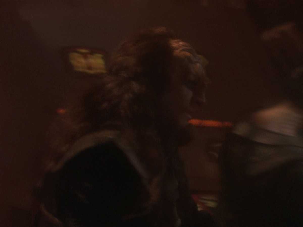extant_StarTrek_DS9_5x01-ApocalypseRising_01715.jpg