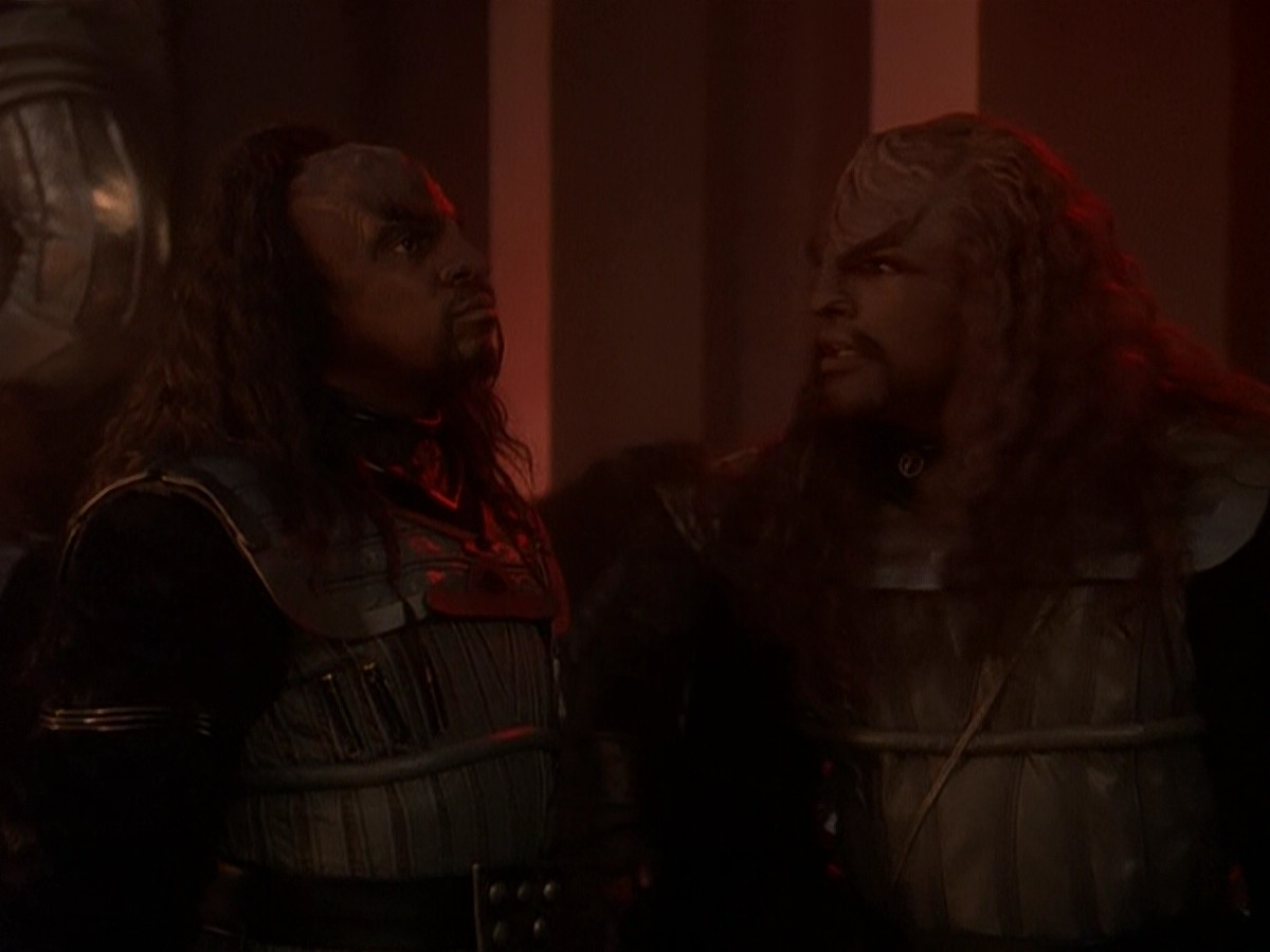 extant_StarTrek_DS9_5x01-ApocalypseRising_01994.jpg