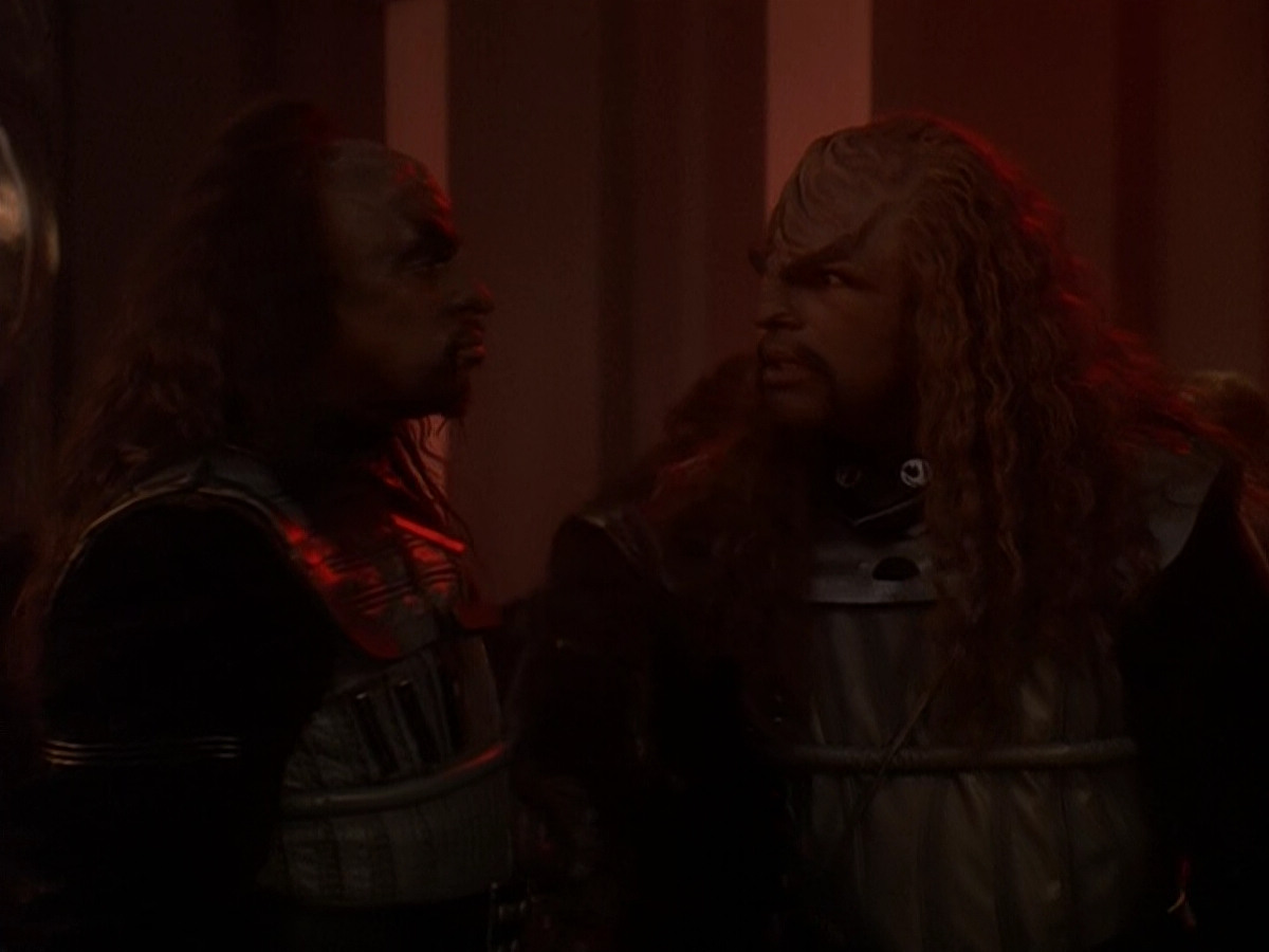 extant_StarTrek_DS9_5x01-ApocalypseRising_01995.jpg