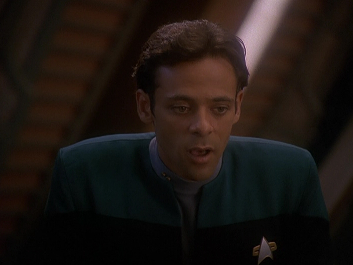 extant_StarTrek_DS9_5x01-ApocalypseRising_02064.jpg