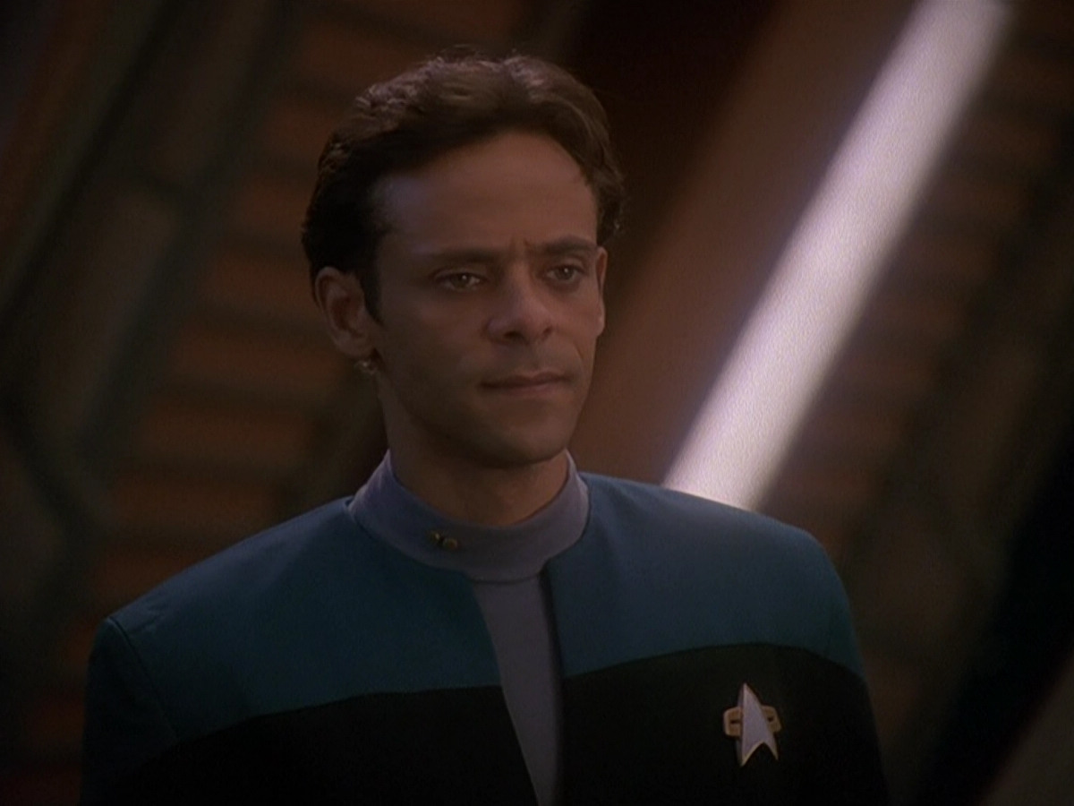 extant_StarTrek_DS9_5x01-ApocalypseRising_02076.jpg