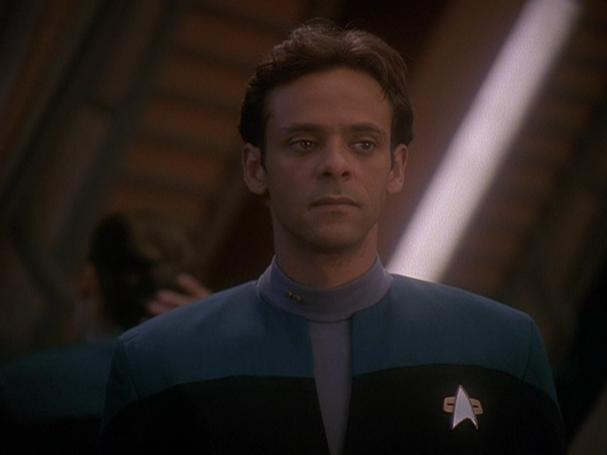 extant_StarTrek_DS9_5x01-ApocalypseRising_02080.jpg