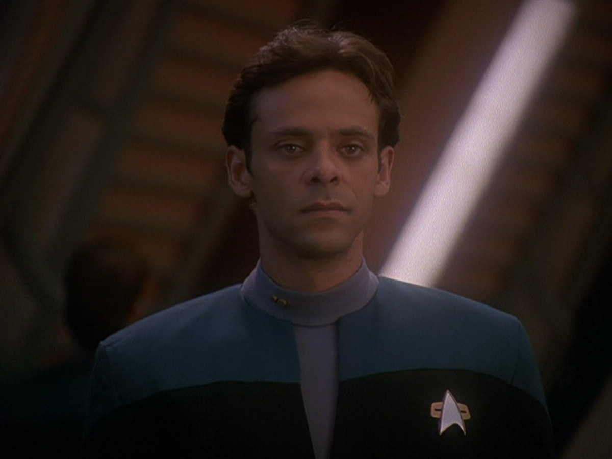 extant_StarTrek_DS9_5x01-ApocalypseRising_02082.jpg