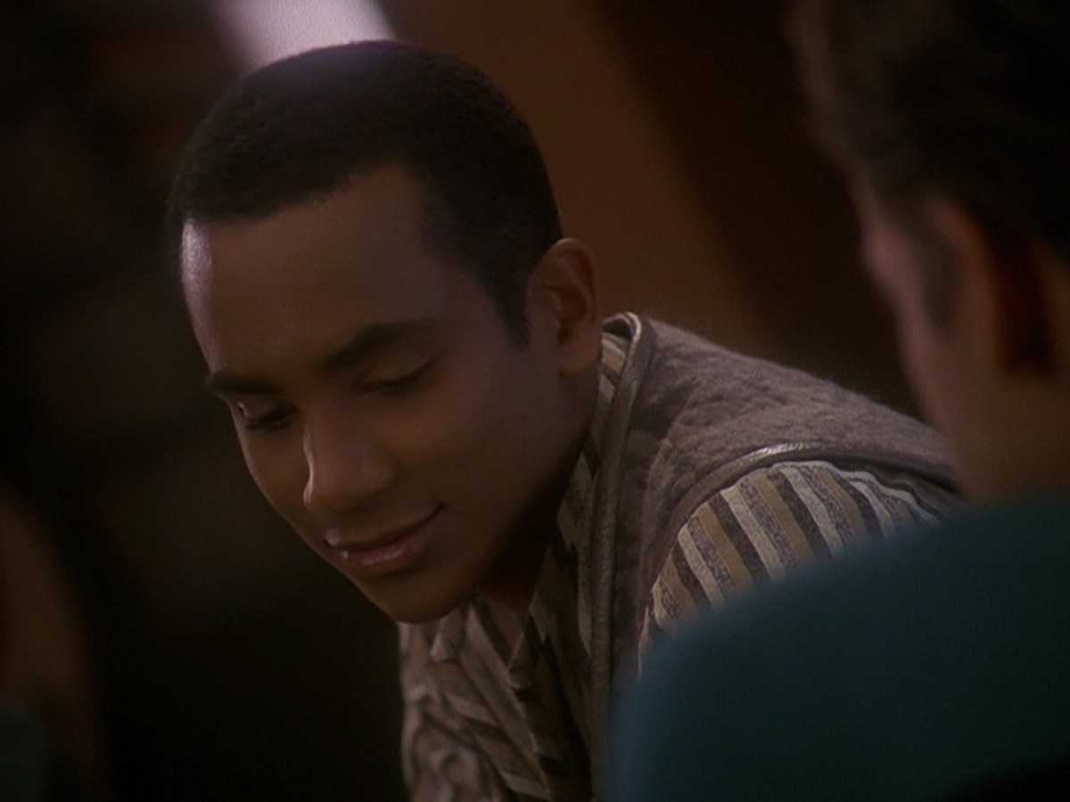 extant_StarTrek_DS9_5x01-ApocalypseRising_02103.jpg
