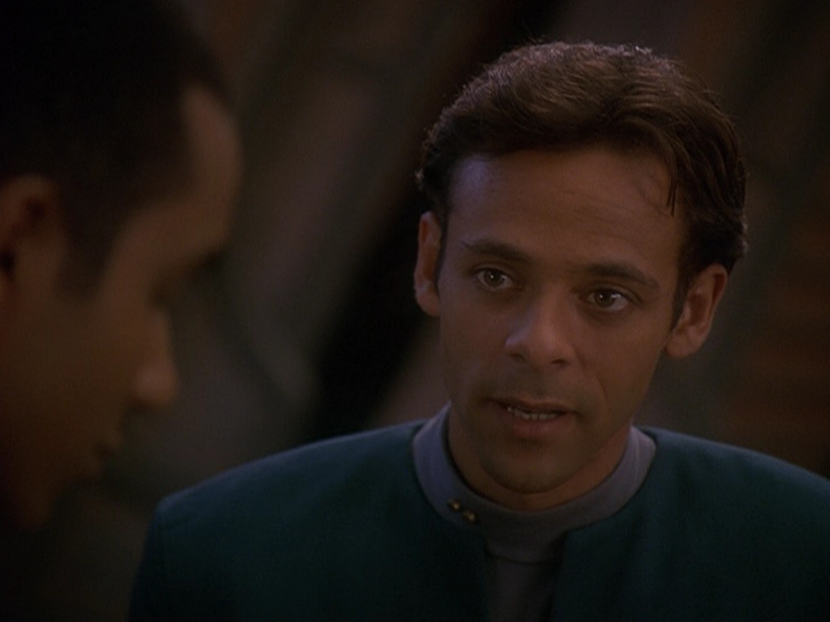 extant_StarTrek_DS9_5x01-ApocalypseRising_02117.jpg
