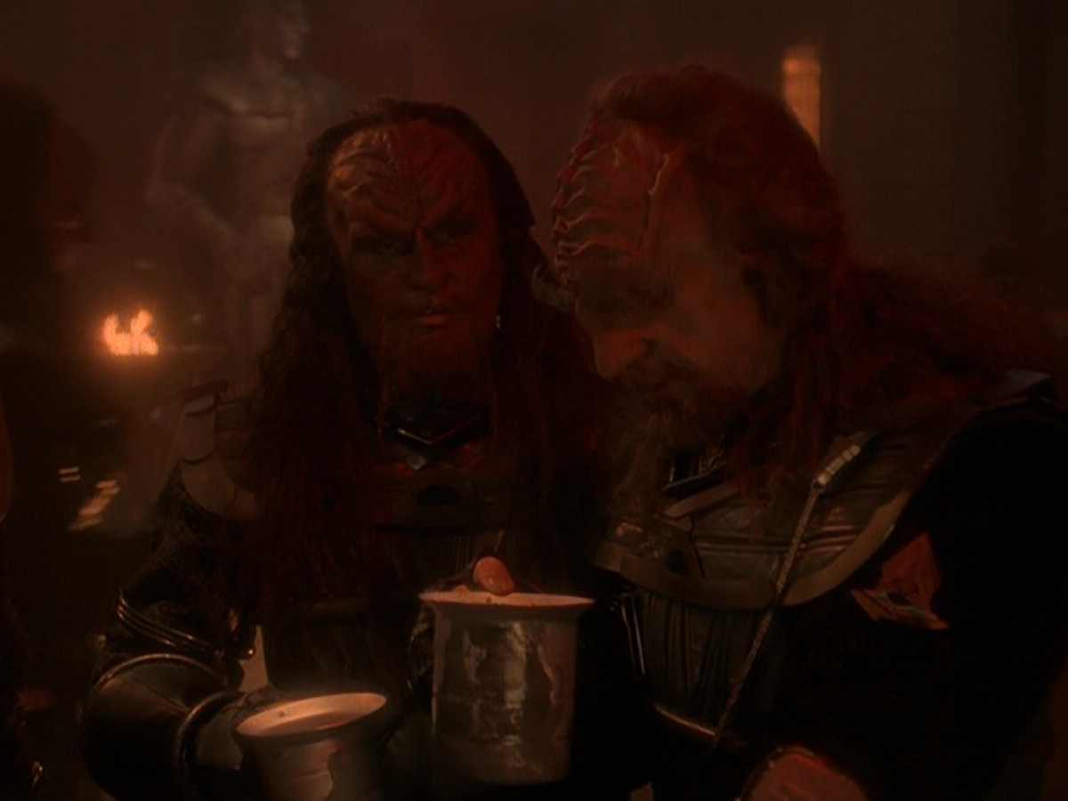 extant_StarTrek_DS9_5x01-ApocalypseRising_02266.jpg