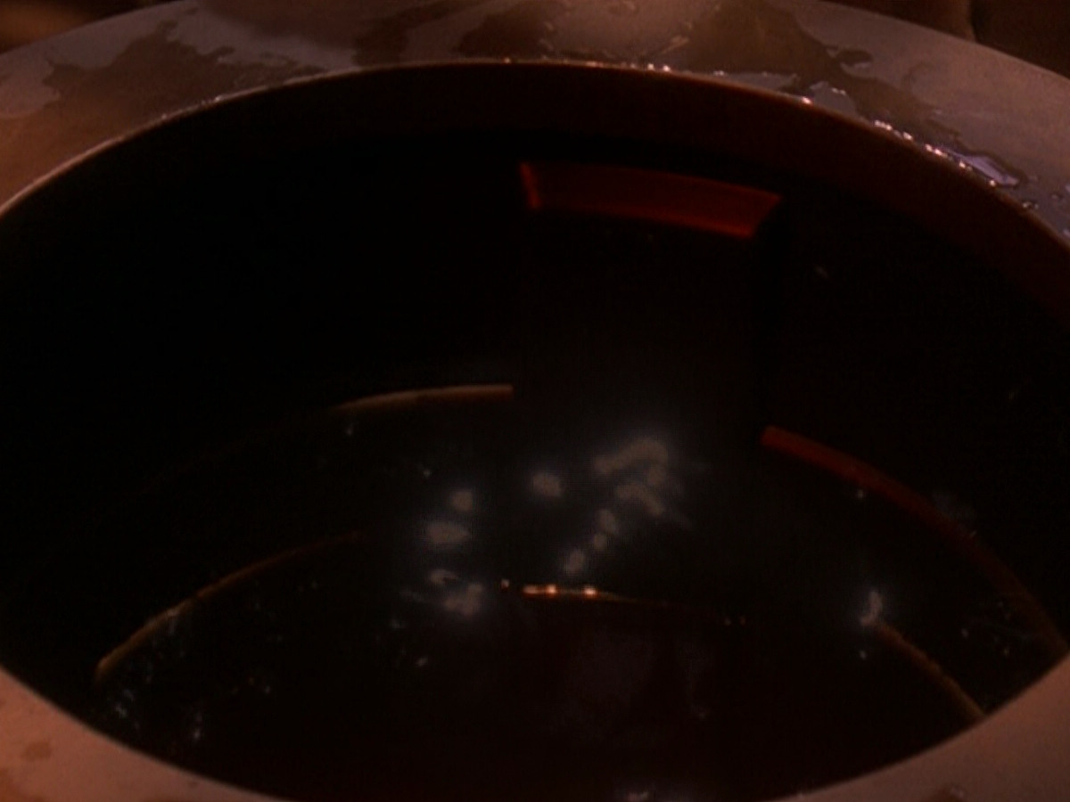 extant_StarTrek_DS9_5x01-ApocalypseRising_02282.jpg