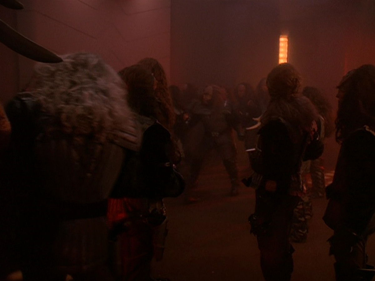 extant_StarTrek_DS9_5x01-ApocalypseRising_02291.jpg
