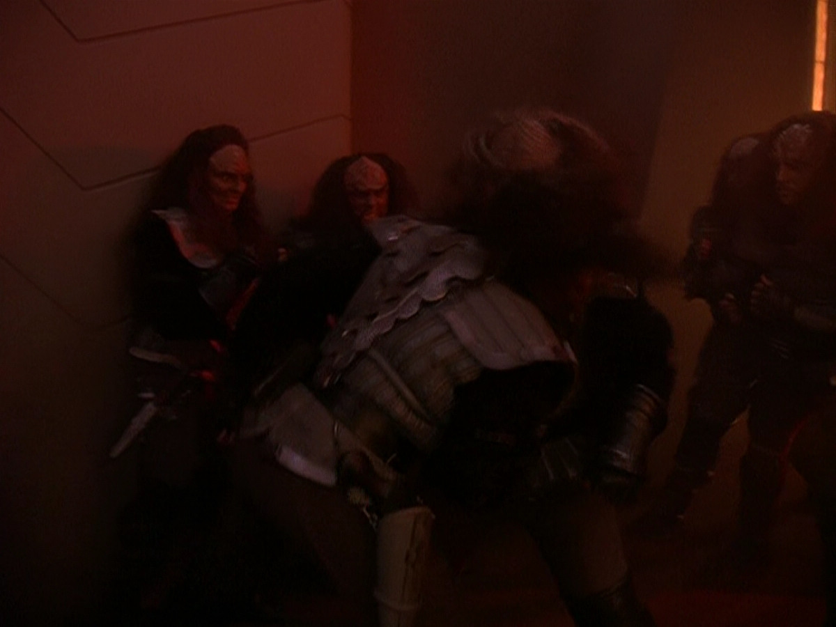 extant_StarTrek_DS9_5x01-ApocalypseRising_02328.jpg
