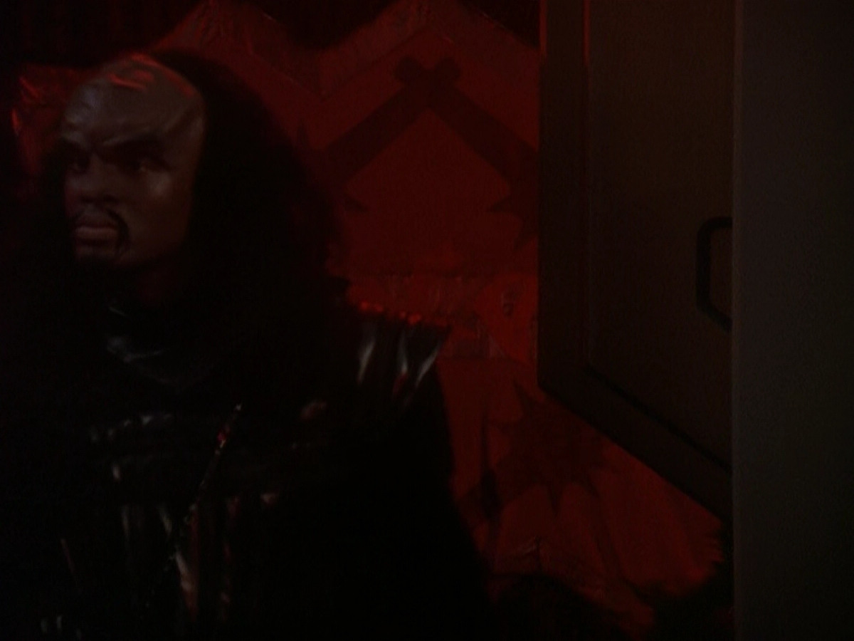 extant_StarTrek_DS9_5x01-ApocalypseRising_02359.jpg