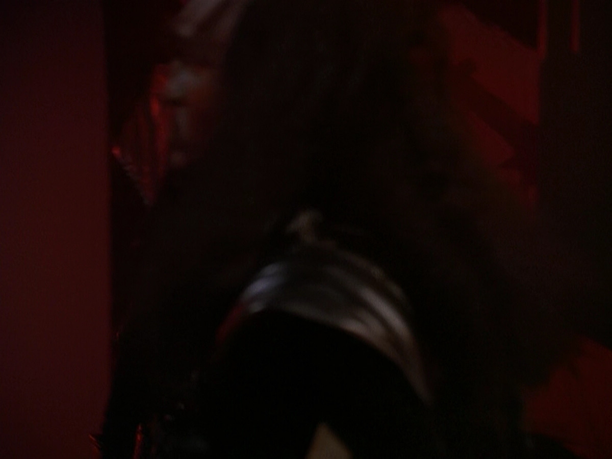 extant_StarTrek_DS9_5x01-ApocalypseRising_02361.jpg