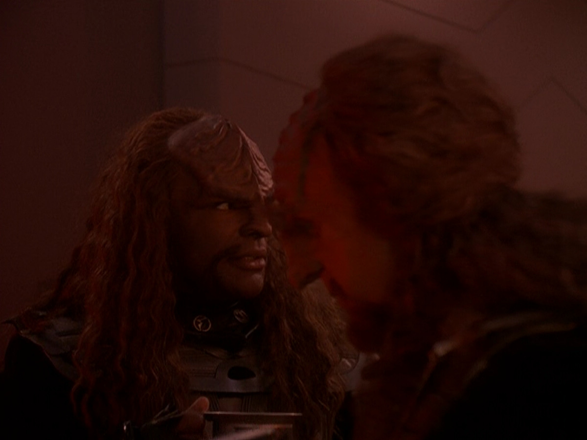 extant_StarTrek_DS9_5x01-ApocalypseRising_02373.jpg