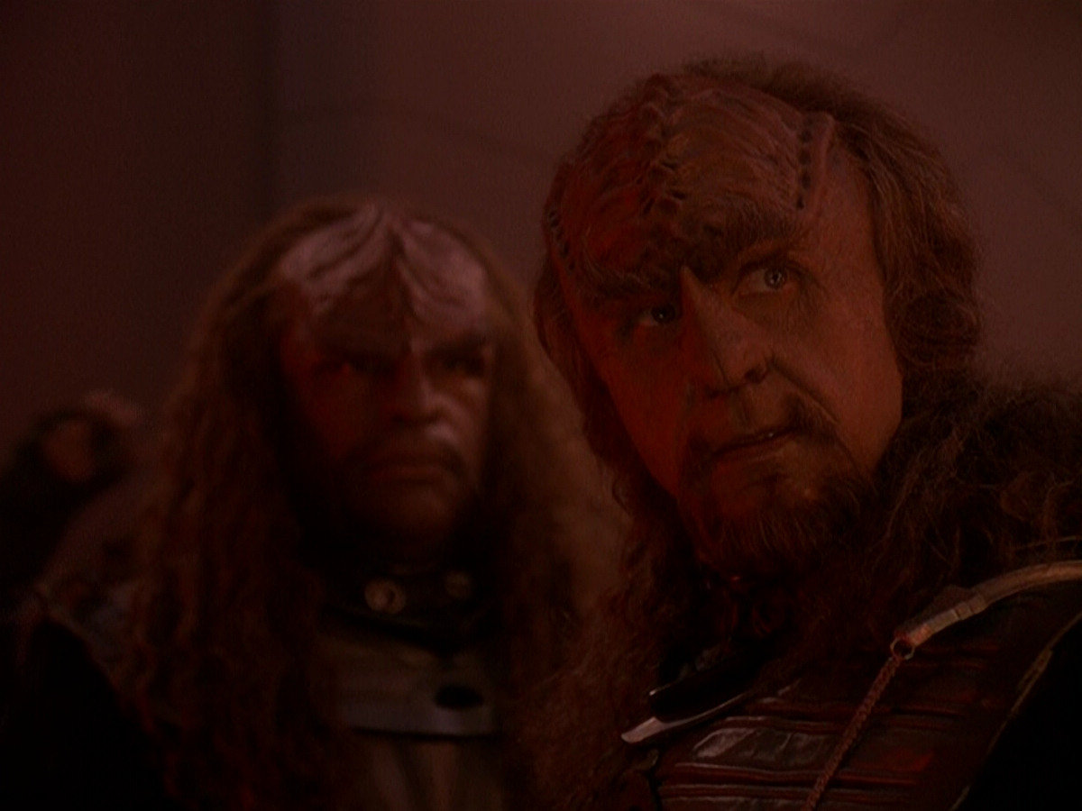 extant_StarTrek_DS9_5x01-ApocalypseRising_02391.jpg