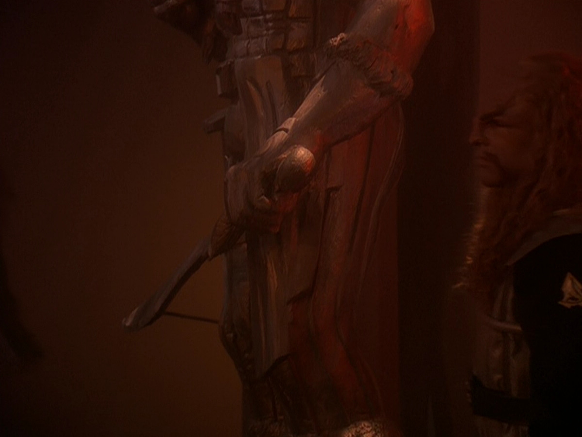 extant_StarTrek_DS9_5x01-ApocalypseRising_02450.jpg