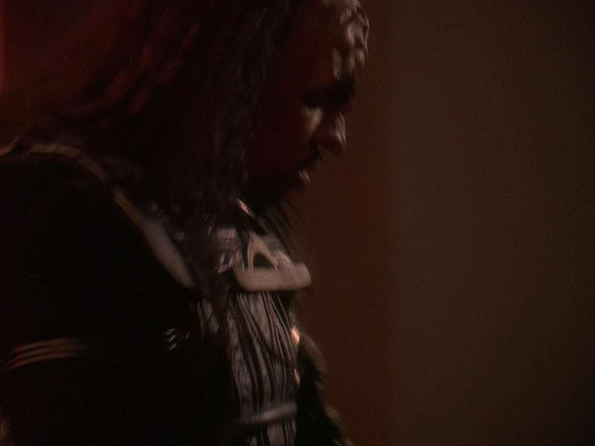 extant_StarTrek_DS9_5x01-ApocalypseRising_02572.jpg