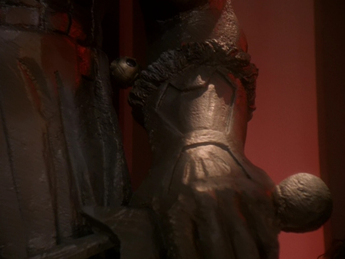 extant_StarTrek_DS9_5x01-ApocalypseRising_02608.jpg