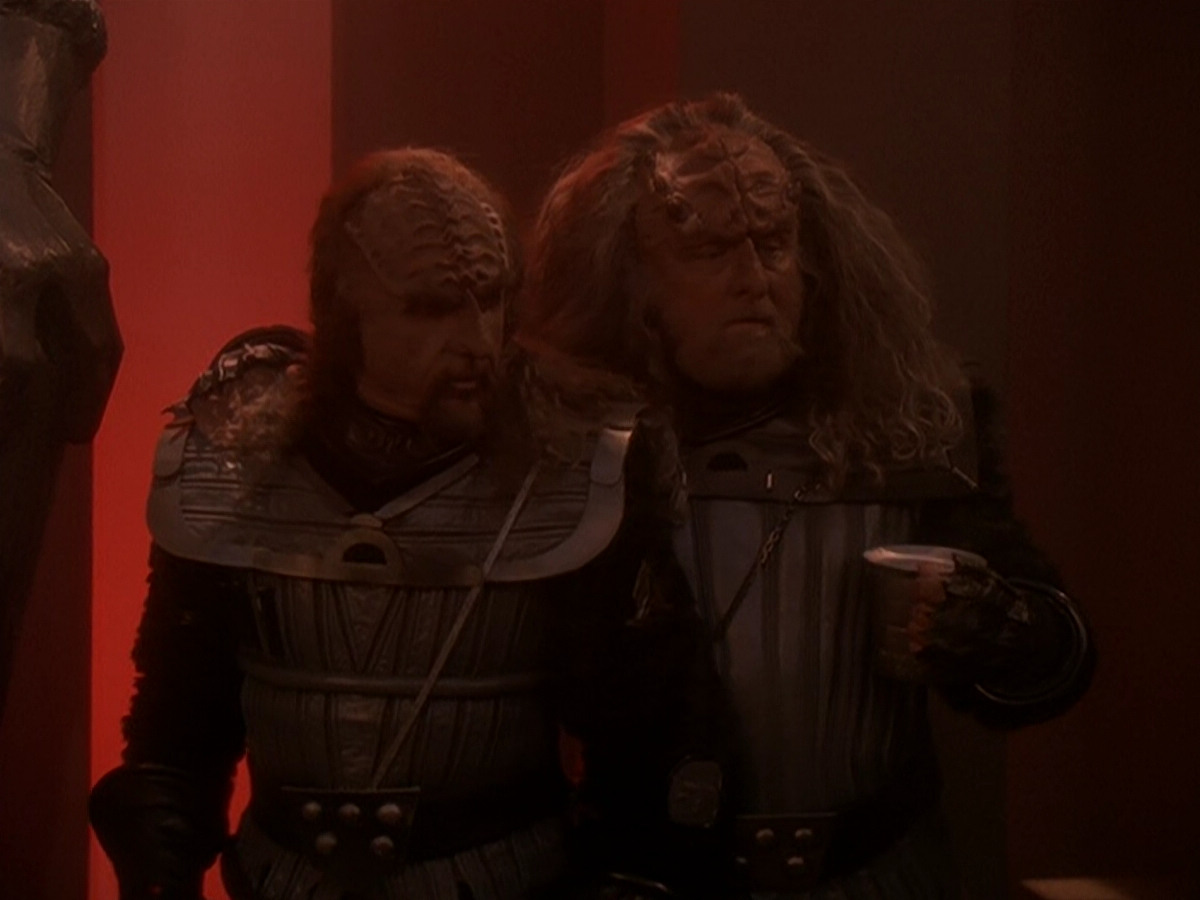 extant_StarTrek_DS9_5x01-ApocalypseRising_02660.jpg