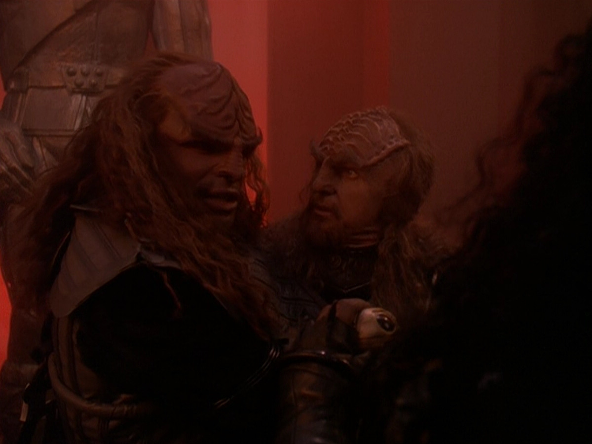 extant_StarTrek_DS9_5x01-ApocalypseRising_02677.jpg