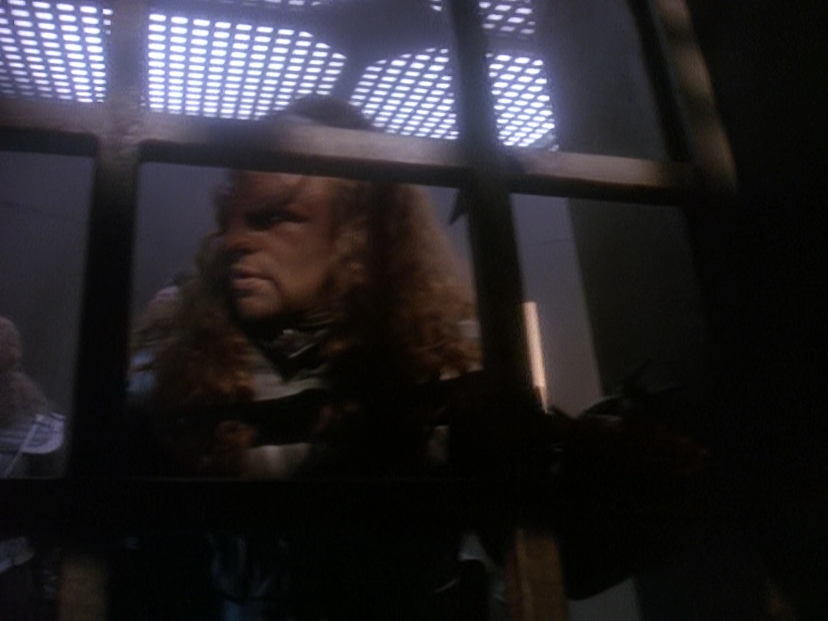 extant_StarTrek_DS9_5x01-ApocalypseRising_03011.jpg