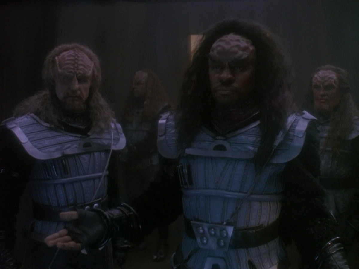 extant_StarTrek_DS9_5x01-ApocalypseRising_03030.jpg