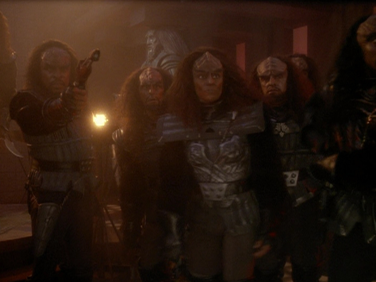 extant_StarTrek_DS9_5x01-ApocalypseRising_03506.jpg