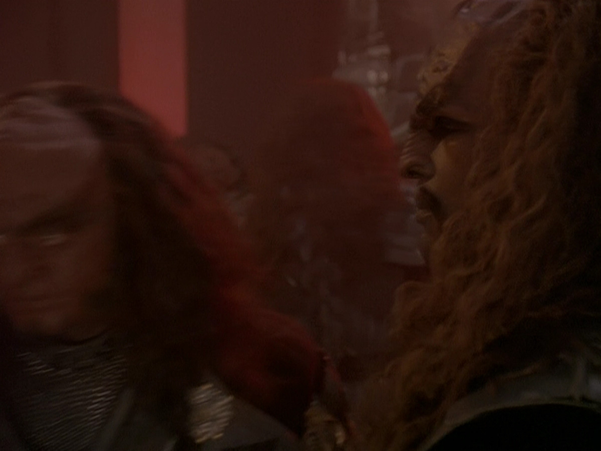extant_StarTrek_DS9_5x01-ApocalypseRising_03706.jpg