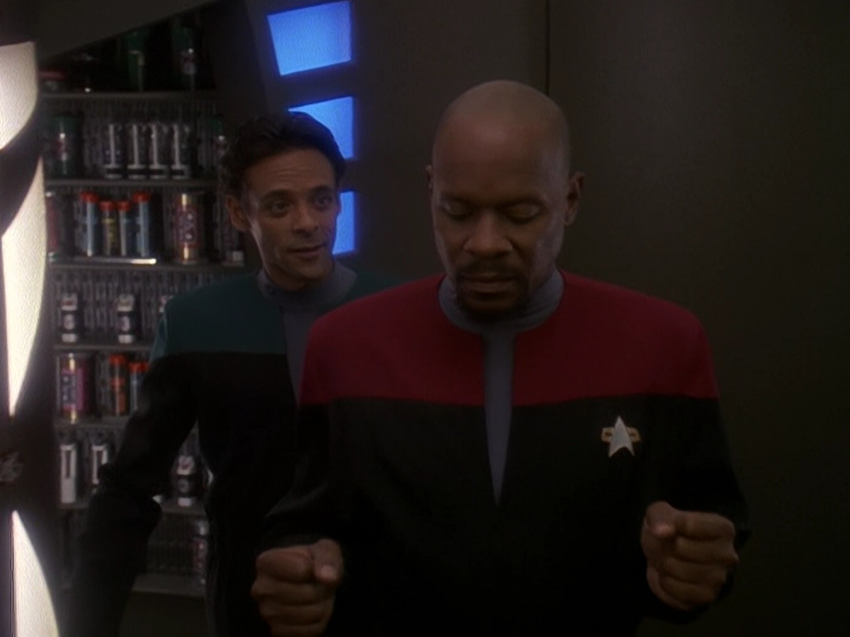 extant_StarTrek_DS9_5x01-ApocalypseRising_03723.jpg