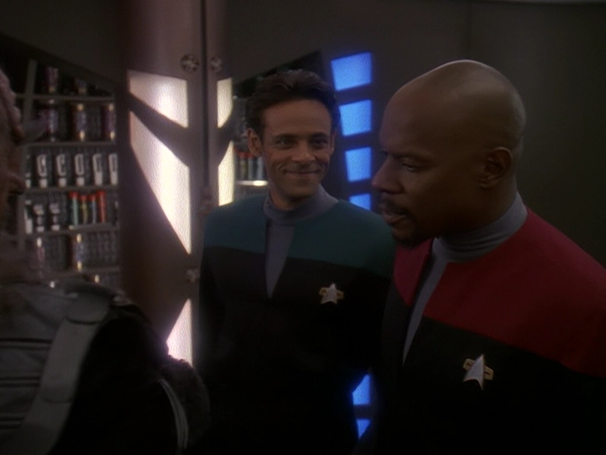 extant_StarTrek_DS9_5x01-ApocalypseRising_03727.jpg