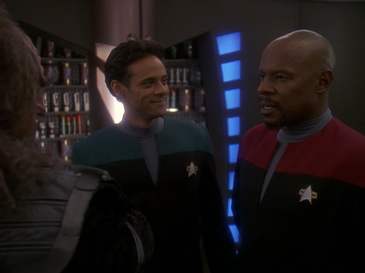 extant_StarTrek_DS9_5x01-ApocalypseRising_03730.jpg