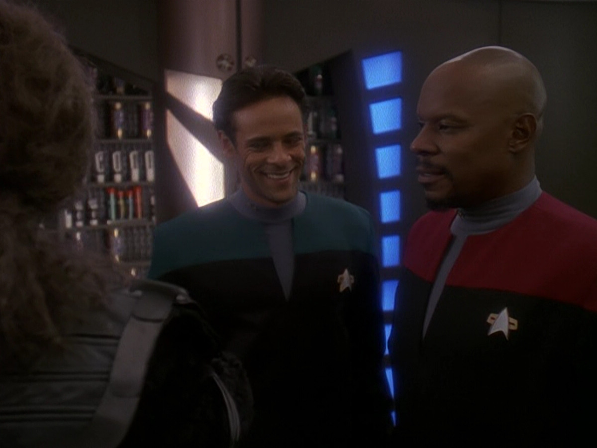 extant_StarTrek_DS9_5x01-ApocalypseRising_03733.jpg