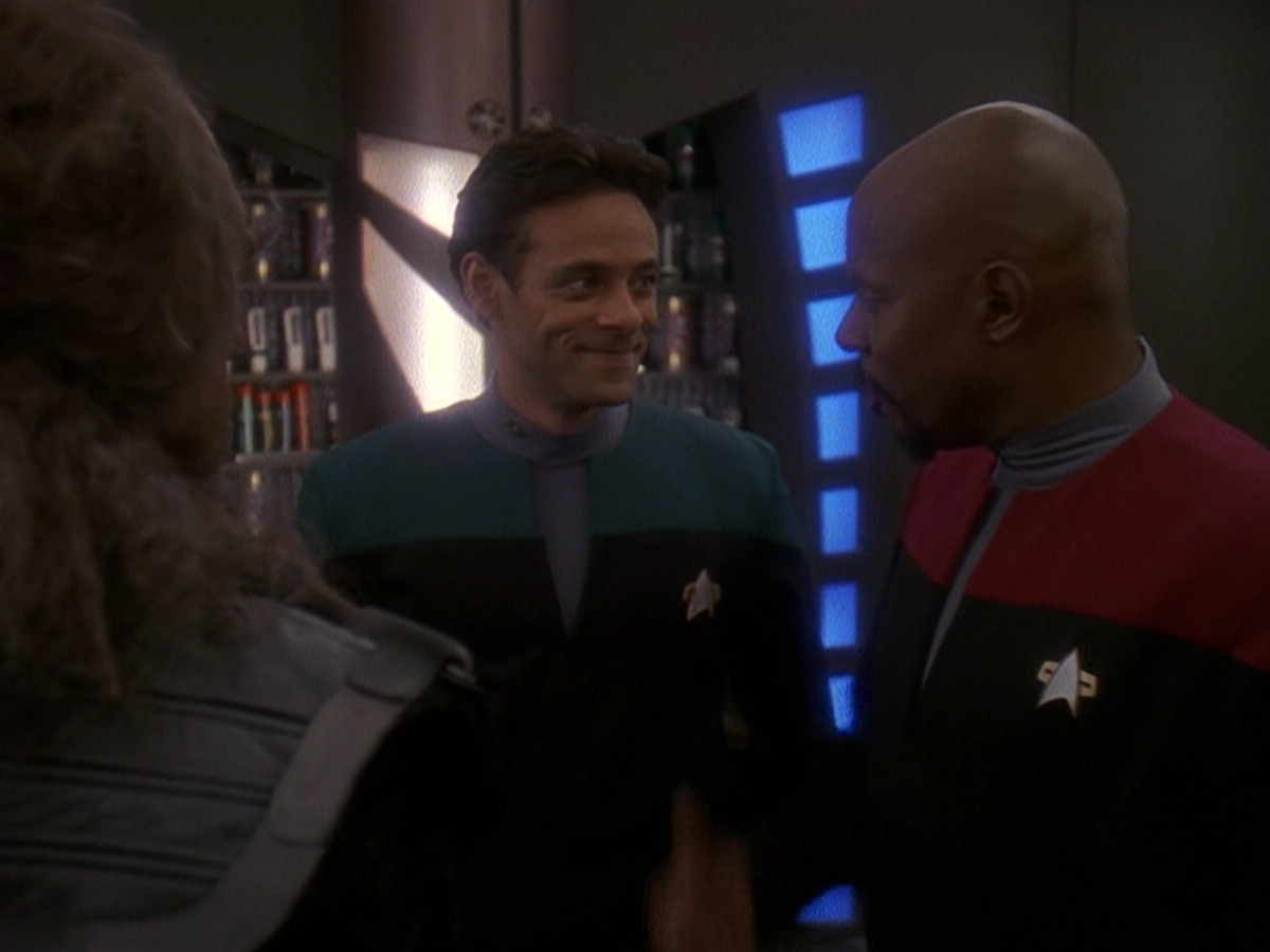 extant_StarTrek_DS9_5x01-ApocalypseRising_03754.jpg