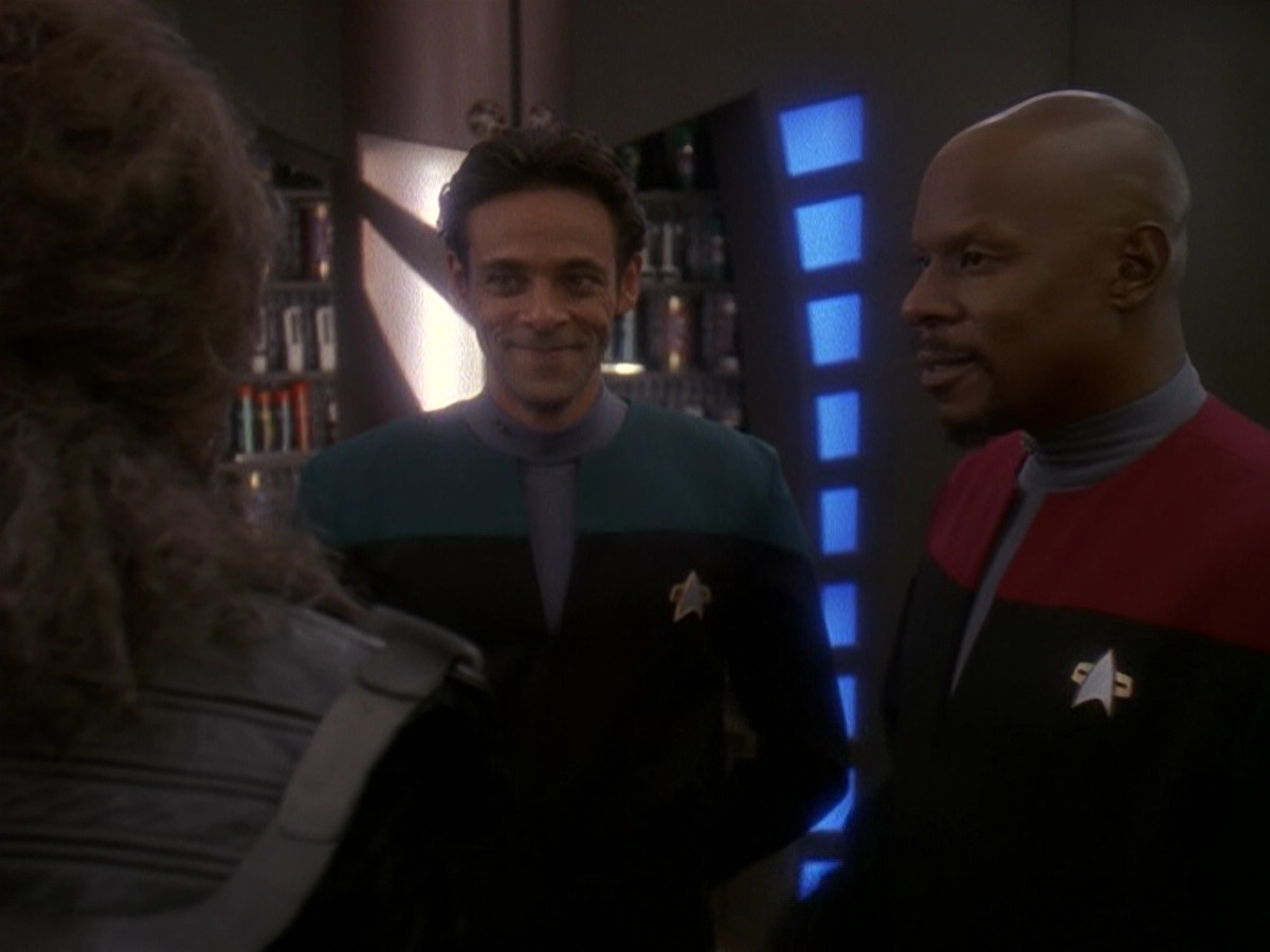 extant_StarTrek_DS9_5x01-ApocalypseRising_03755.jpg