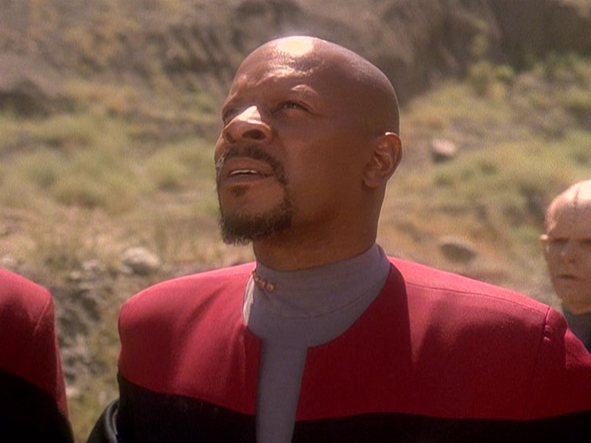 extant_StarTrek_DS9_5x02-TheShip_00202.jpg