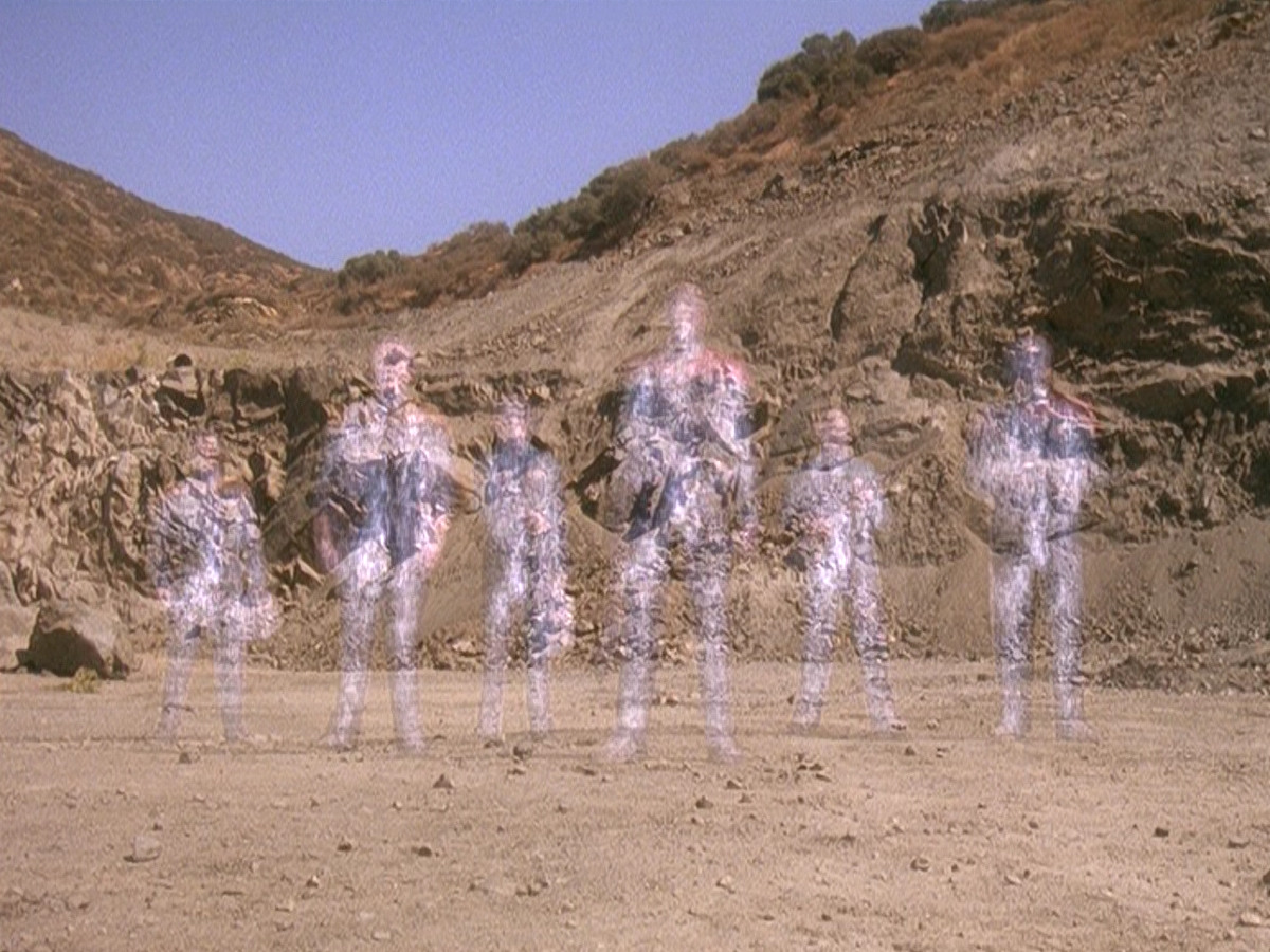 extant_StarTrek_DS9_5x02-TheShip_00219.jpg