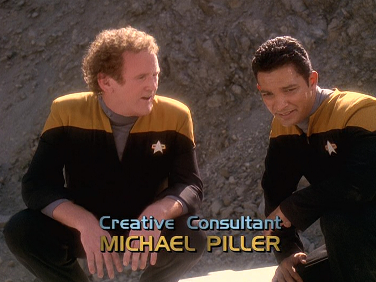extant_StarTrek_DS9_5x02-TheShip_00446.jpg