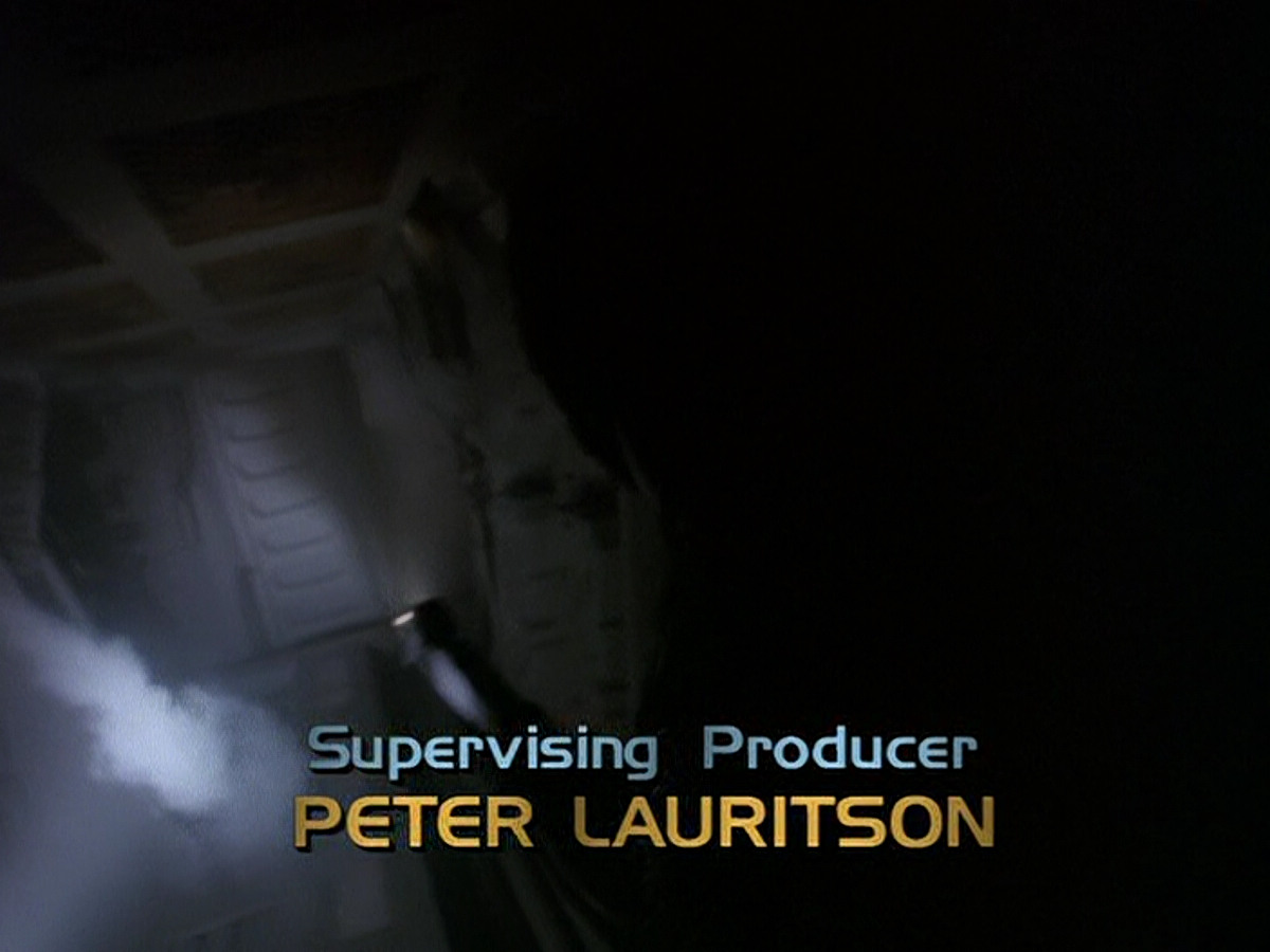 extant_StarTrek_DS9_5x02-TheShip_00499.jpg