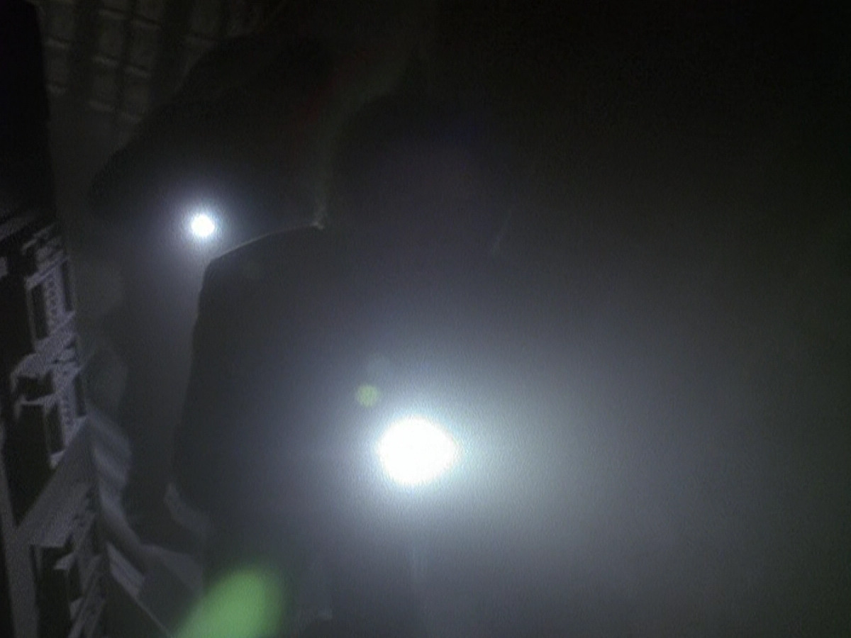 extant_StarTrek_DS9_5x02-TheShip_00508.jpg